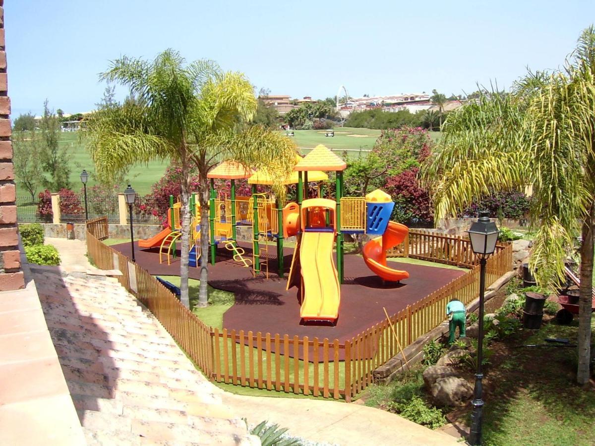 Villa Mandi Golf Resort Playa de las Americas  Bilik gambar